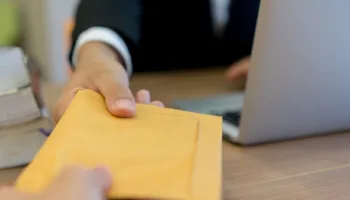 Kündigung eines Mitarbeiters in den Niederlanden